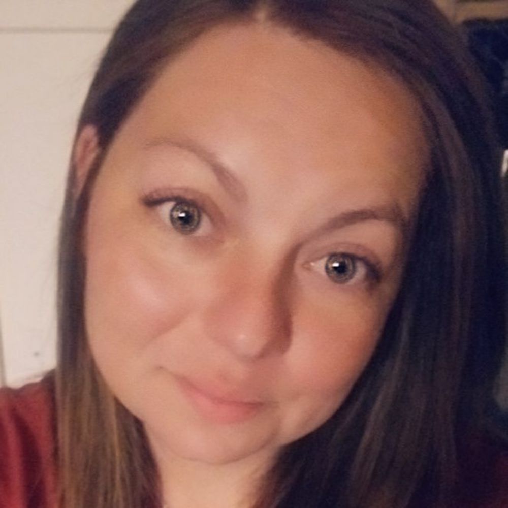 Meet your Posher, Courtney